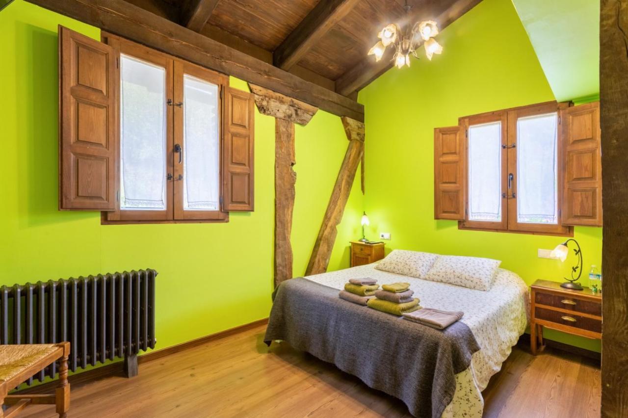 Гостевой дом Casa Senderuela Пансарес Экстерьер фото