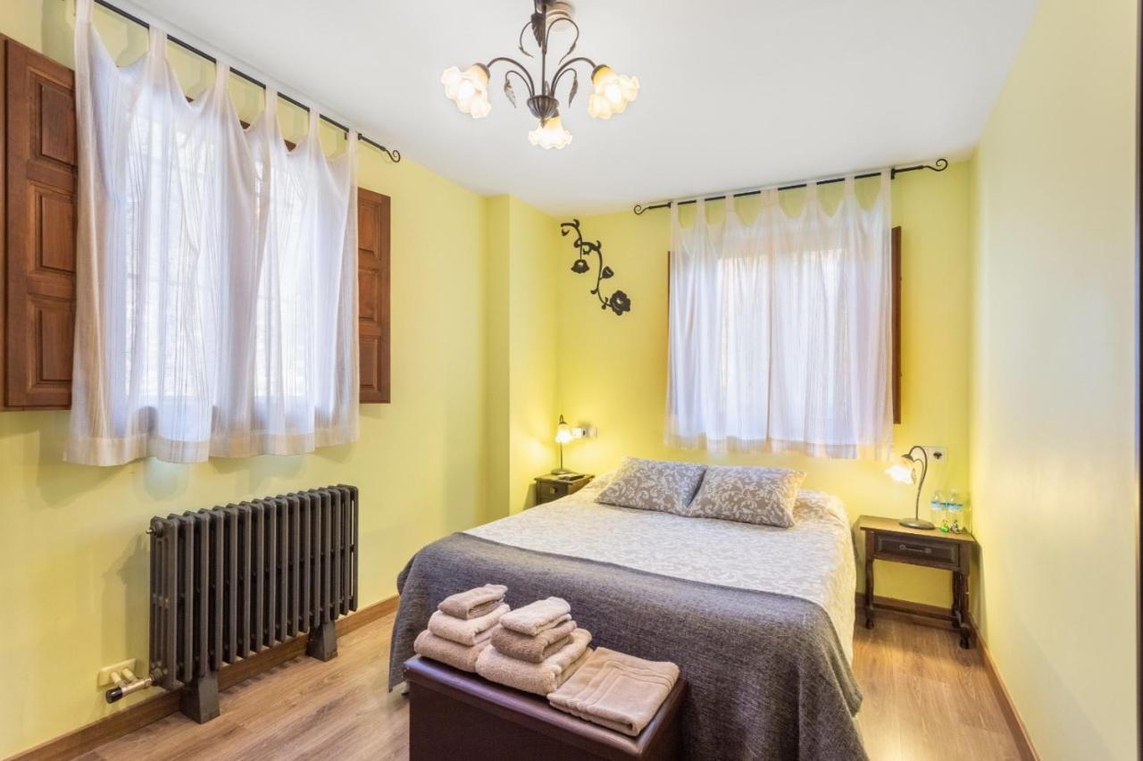 Гостевой дом Casa Senderuela Пансарес Экстерьер фото